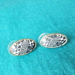 2/10$ Jilzarah black and white earrings